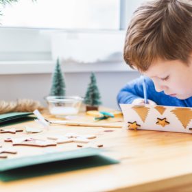 10 Holiday Activities To Keep Your Child On Track